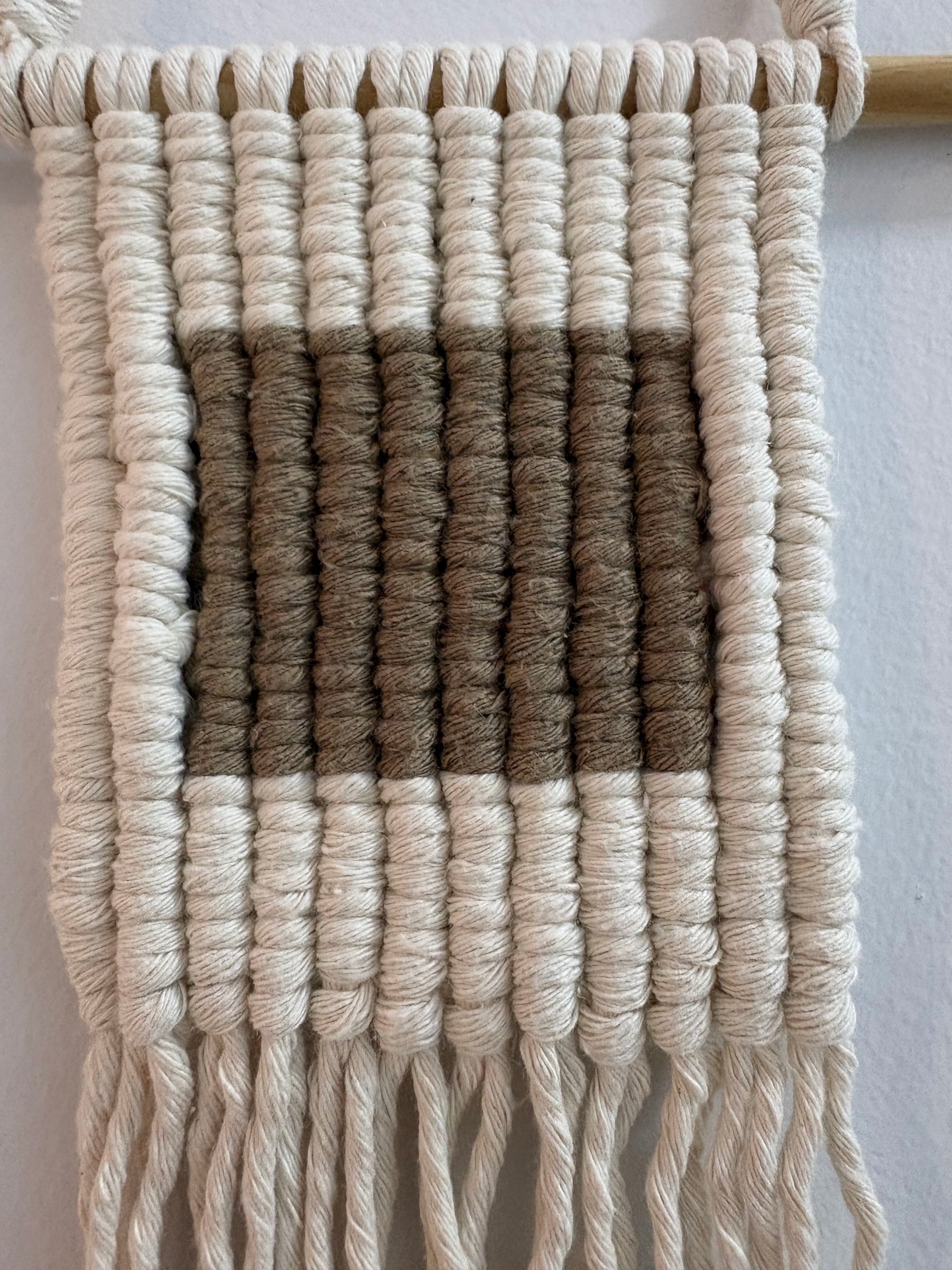 Conjunto Macramê Marrom e Bege - 54cm x 32cm cada peça
