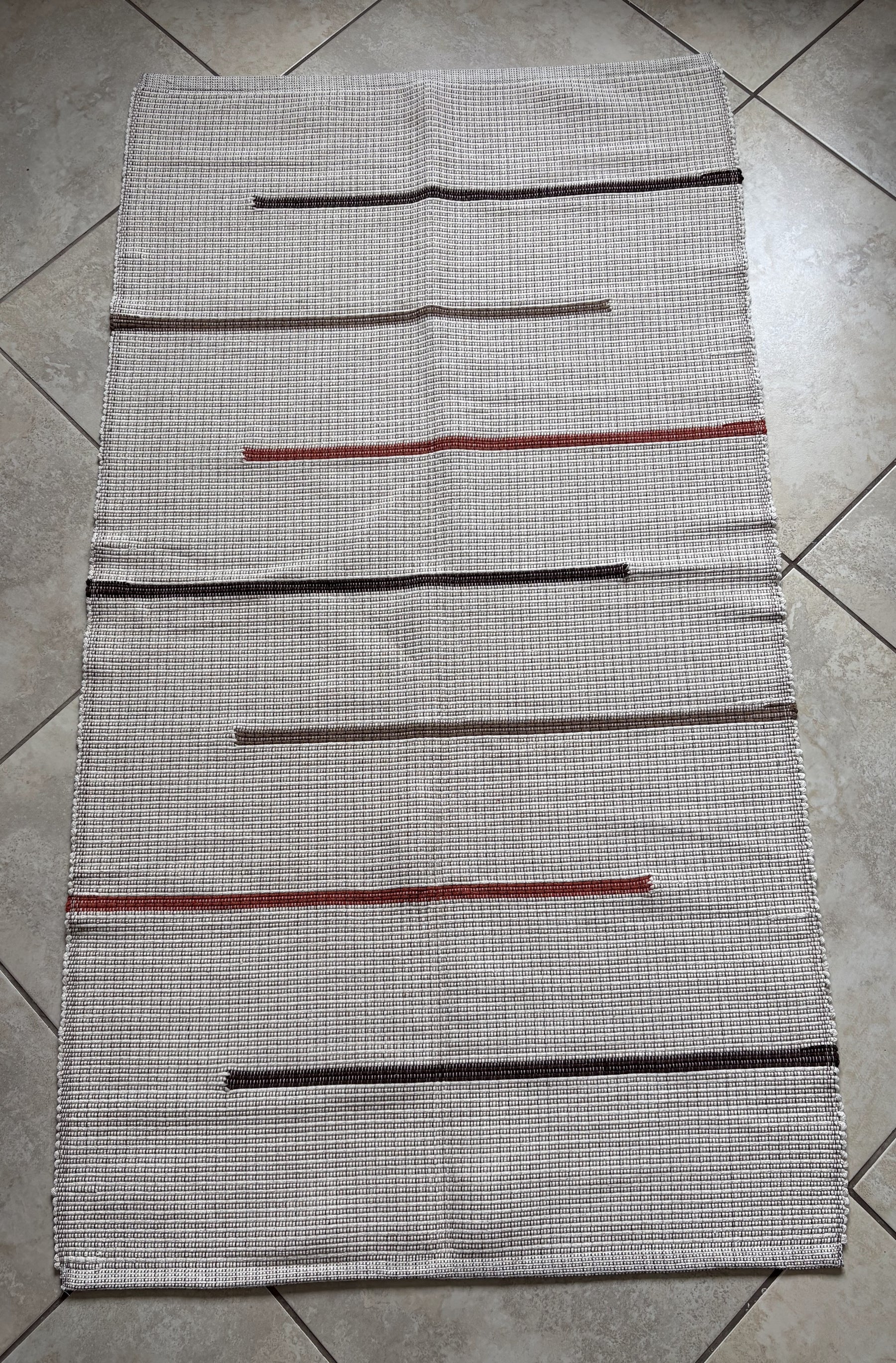 Beira de Cama Cru com Listras - 1,57 m x 85 cm