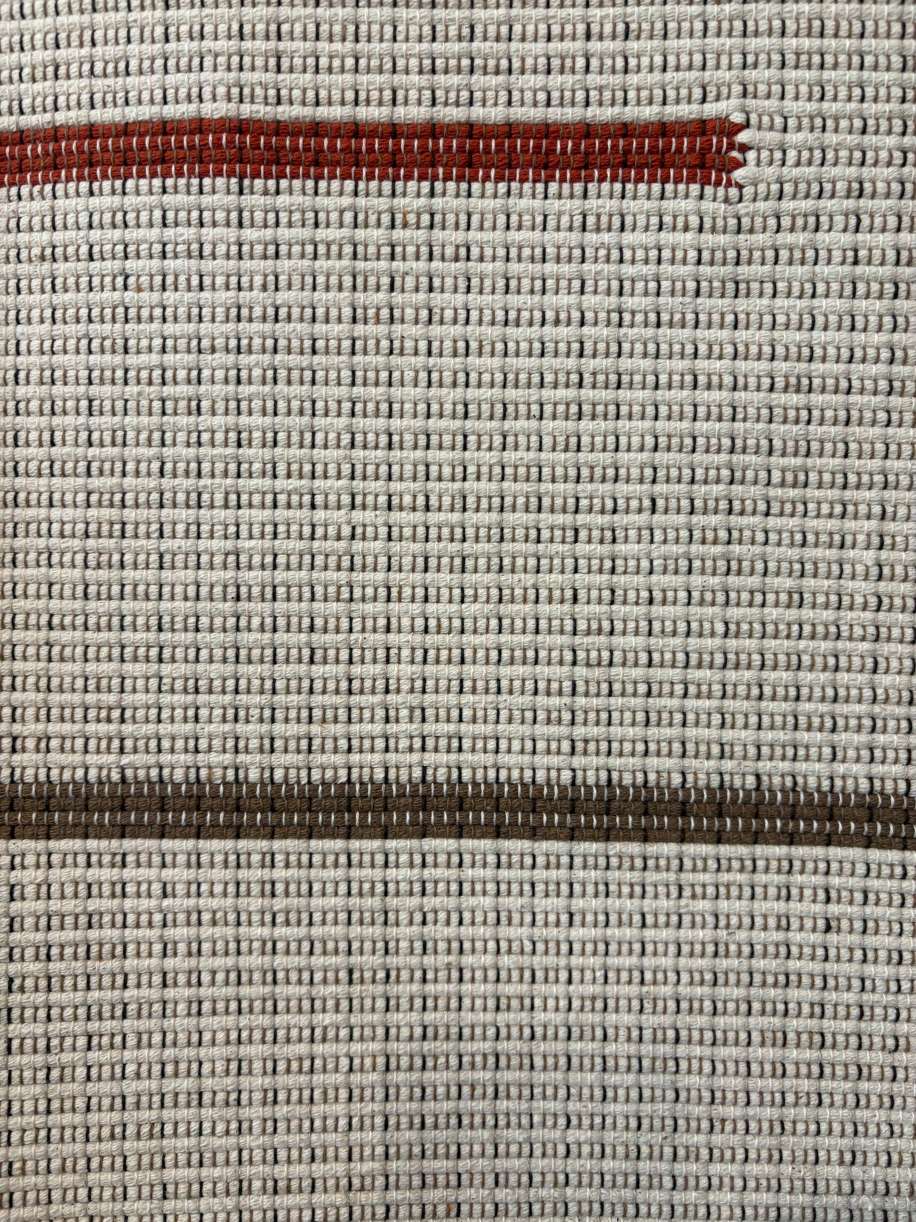 Beira de Cama Cru com Listras - 1,57 m x 85 cm