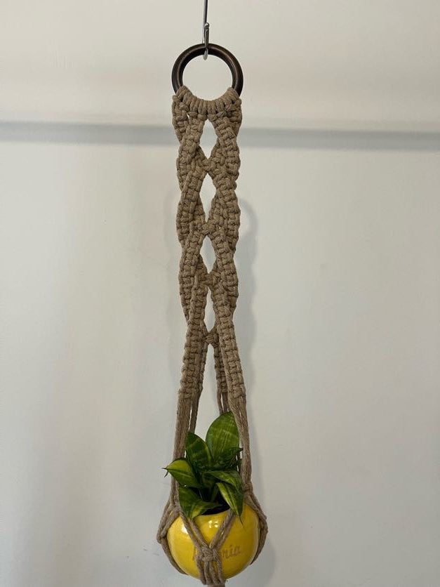 Macramê Porta Vaso Marrom Médio - 70cm x 7cm